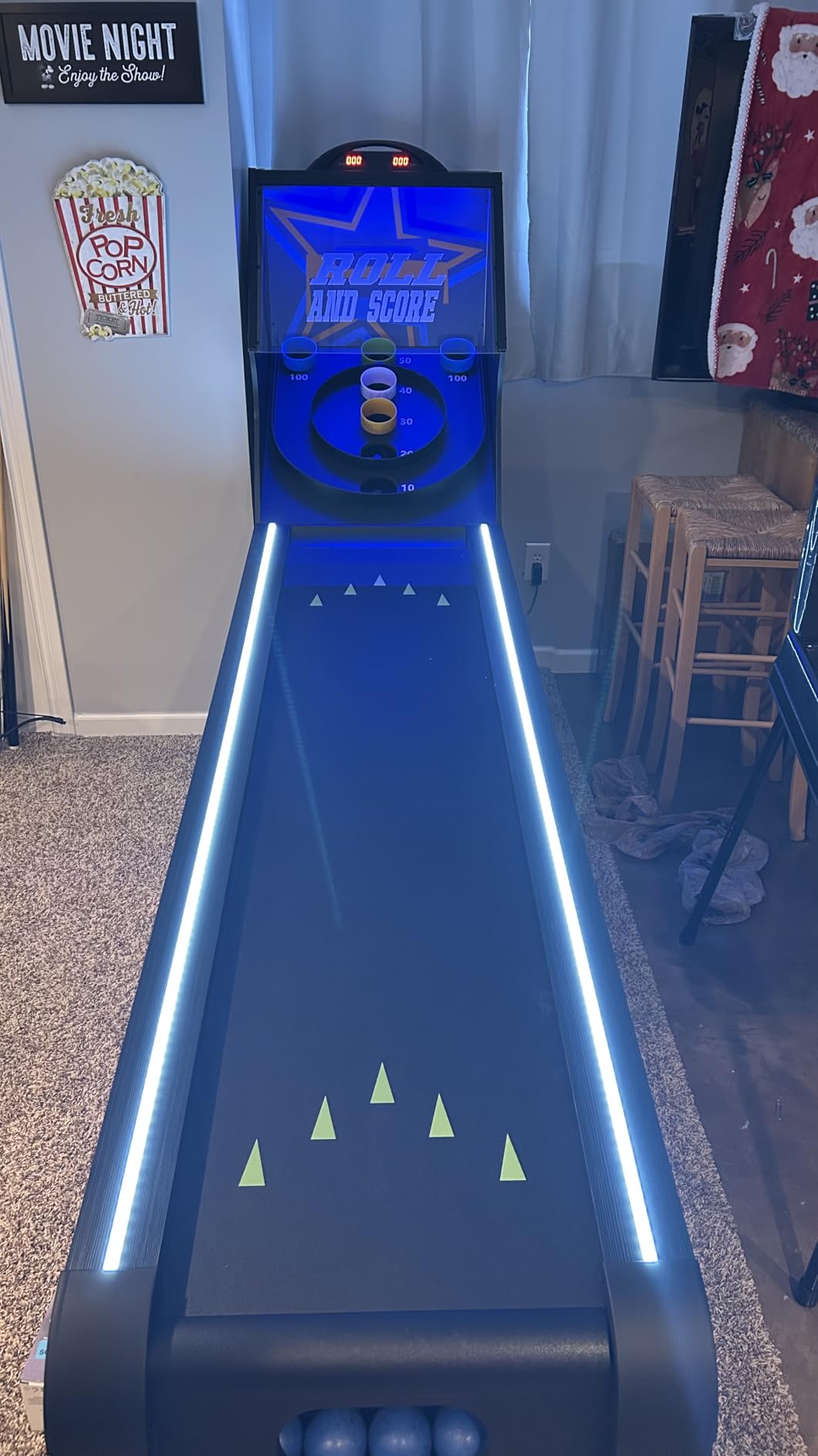 VEVOR Roll and Score Classic Arcade Game Table, Sky Ball Table Machine, LED Electronic Scorer & Track Lighting, Sound, Automatic Ball Return, Home Recreation Game Room customer photo 1