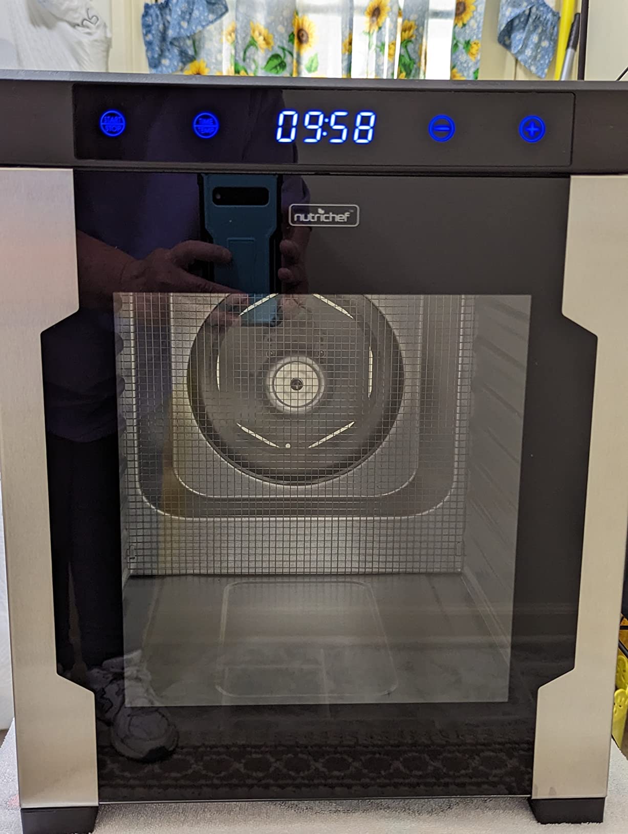 NutriChef 32 Layer & 2 Chamber Commercial Food Dehydrator Machine - Stainless Steel Trays, Digital Timer and Temperature Control, Ideal for Jerky Meat, Fruit, Pet Treats, Vegetables, and Herbs customer photo 1