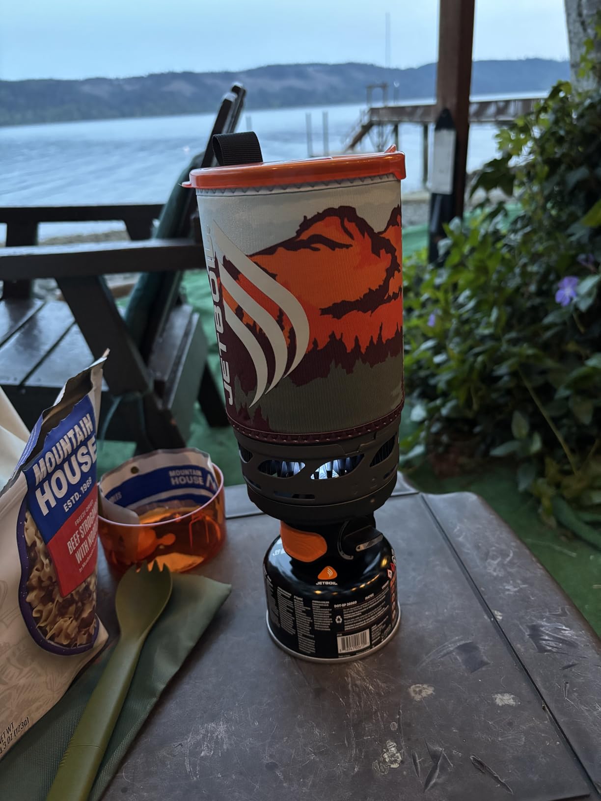 Jetboil Flash Portable Fast Boil Stove for Camping and Backpacking with 1-Step Auto Ignition, Propane/Isobutane Burner with Cooking Cup customer photo 1