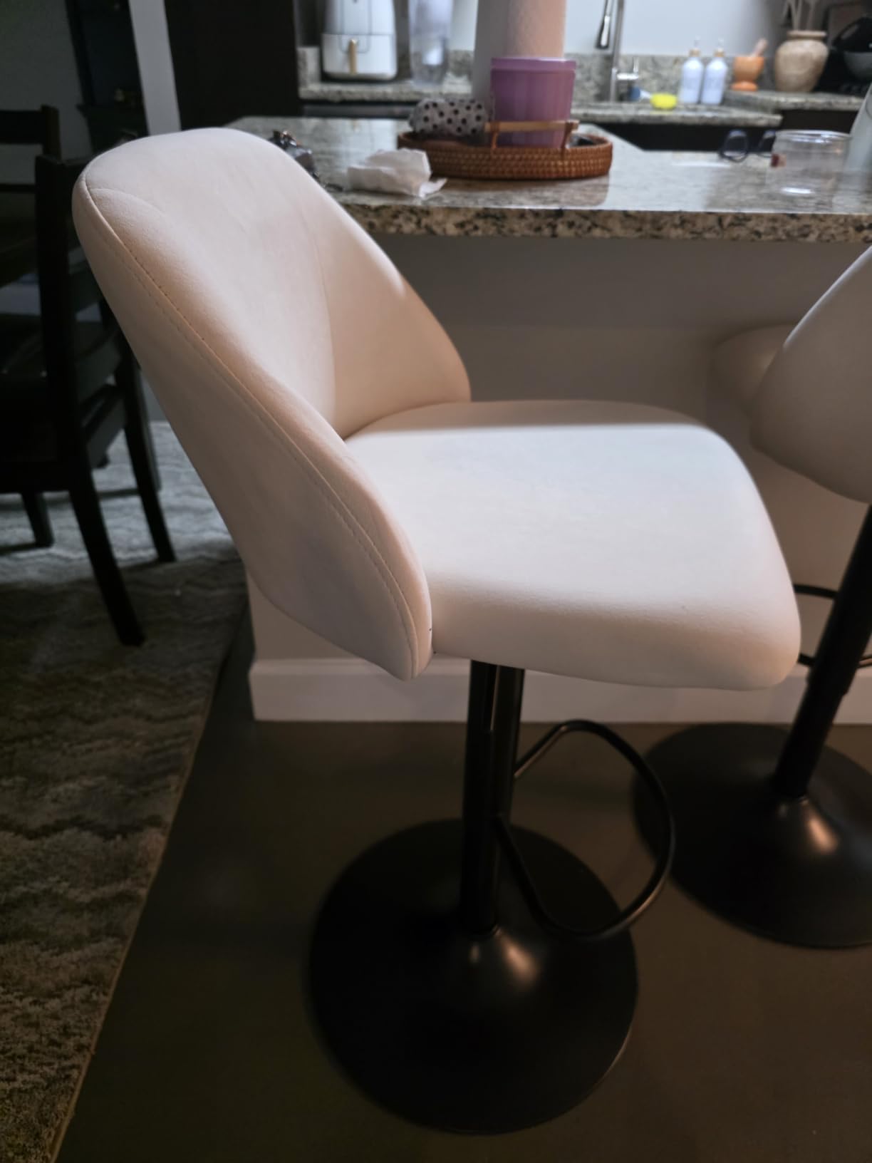 COLAMY Bar Stools Set of 2, Modern Swivel Bar Chairs, Adjustable Upholstered Barstools Counter Height with Full Backrest for Bar, Dining Room, Kitchen Island, Beige customer photo 1