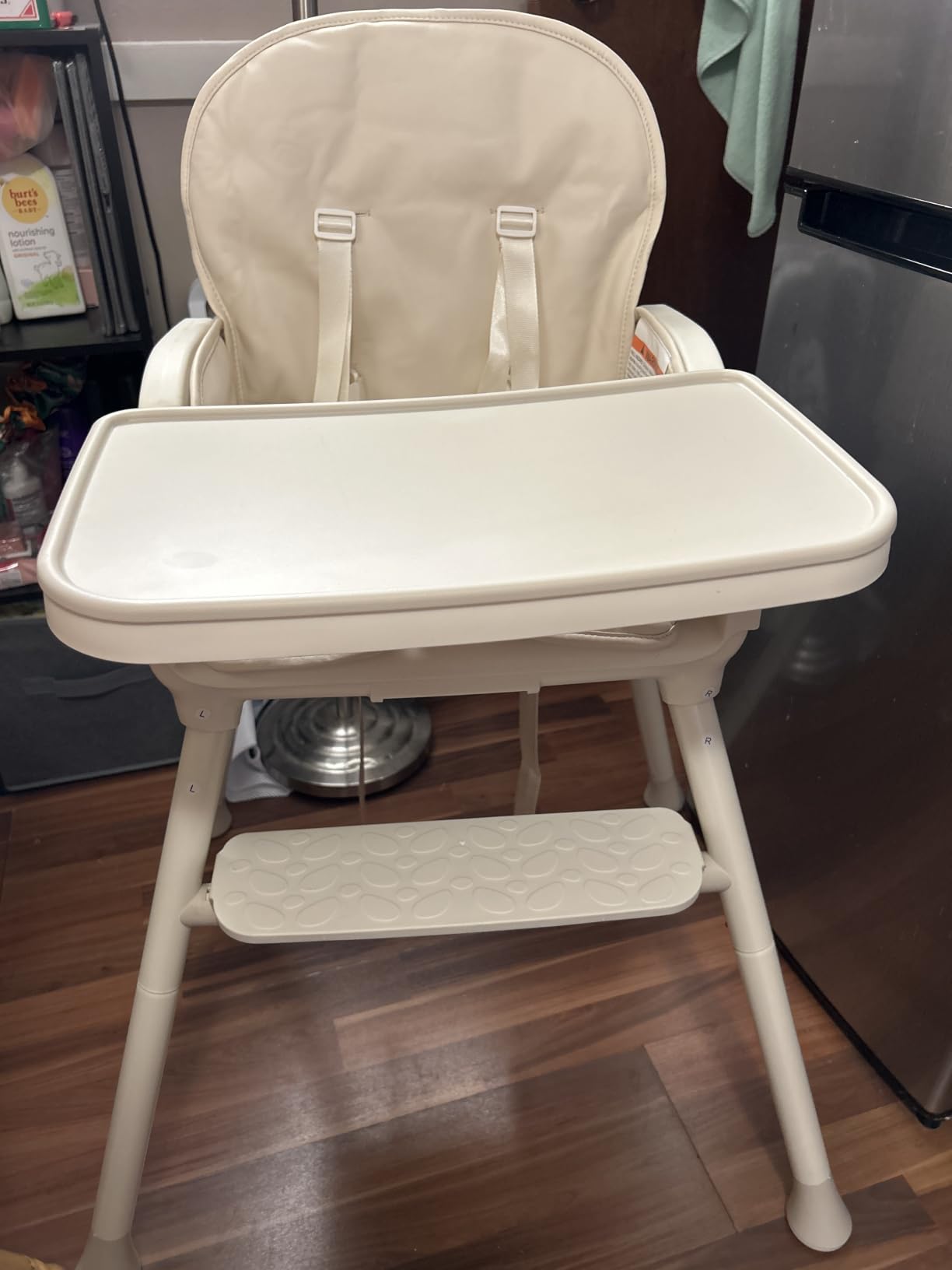 Obee Odee 3-in-1 Portable Baby High Chair for Babies and Toddlers, Convertible Easy Clean Infant Foldable Highchair with Adjustable Legs & Dishwasher Safe Tray, Beige customer photo 1
