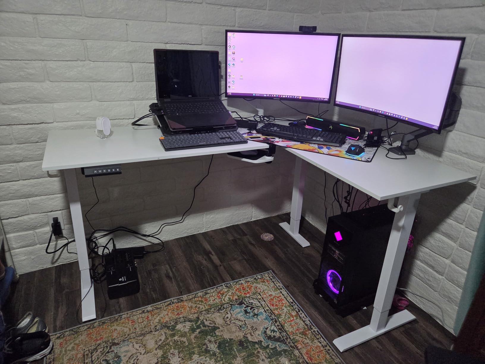 Casaottima 63 Inch L Shaped Electric Standing Desk, Home Office, White customer photo 2