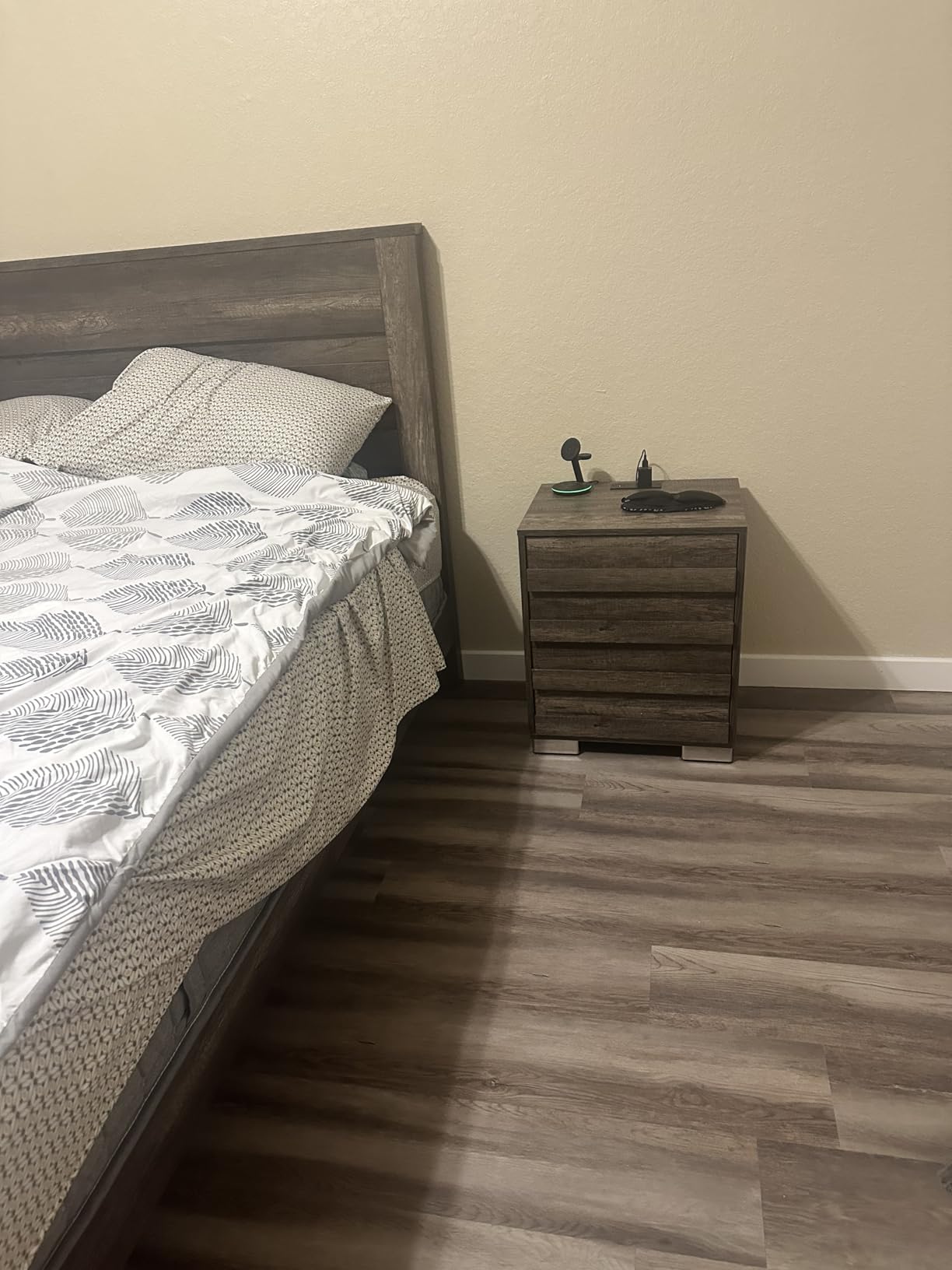 3 Piece Slatted Bedroom Set King Bed Frame & 2 Nightstands, Grey | King Size Platform Bed Frame, 49