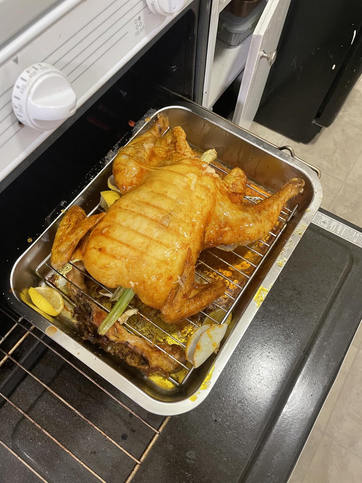 Tifanso Stainless Steel Roasting Pan - Heavy Duty Turkey Roasting Baking Broiler Oven Pan with Rack and Handle for Oven, High Sided Easy to Clean Induction Roast Tray for Chicken, Vegetable, Lasagna customer photo 1