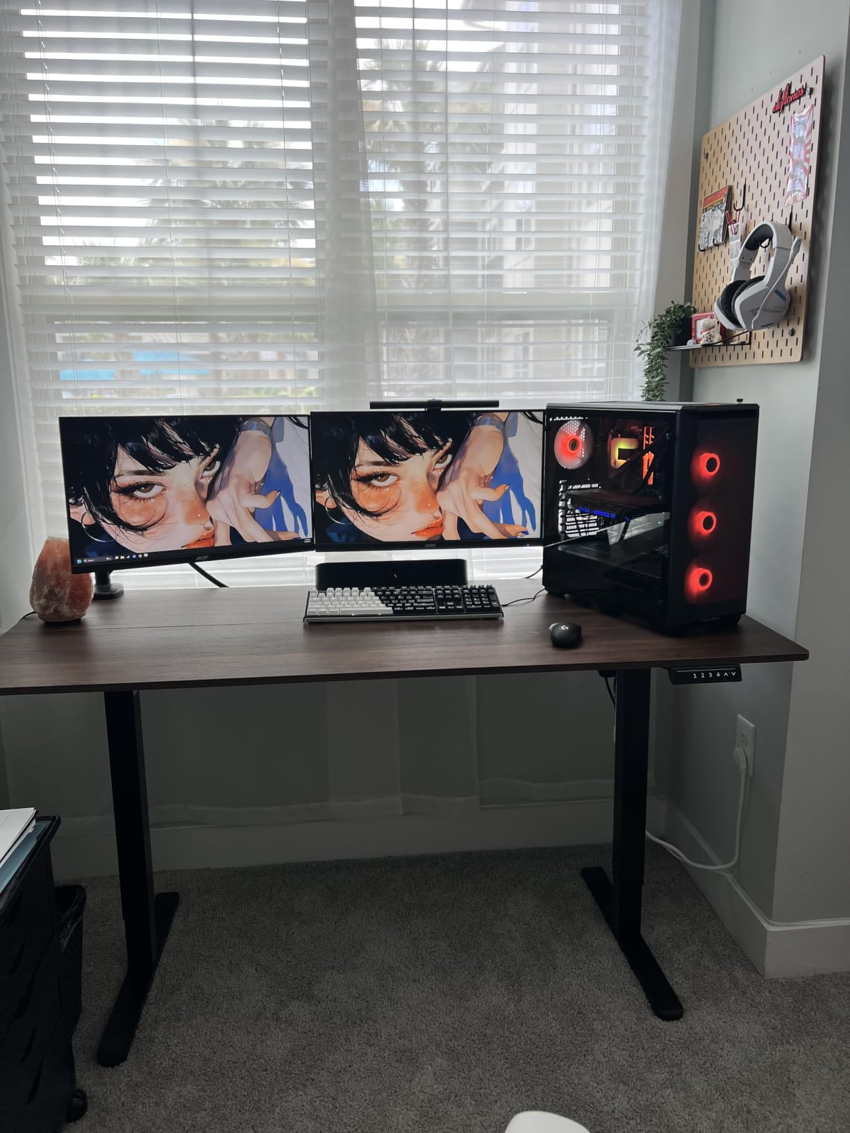 HUANUO 32 inch Small Electric Standing Desk Adjustable Height 4 Memory Height Settings Sit Stand Up Desk for Home Office and Computer Workstation LightWalnut customer photo 1