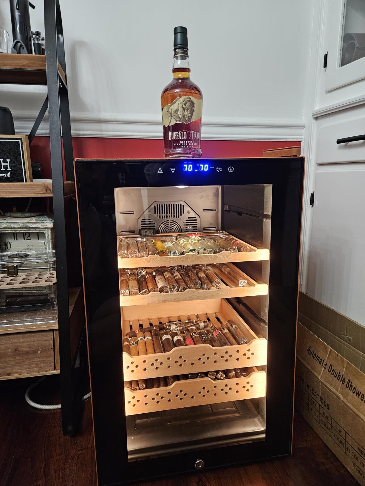 70L Upgraded Electric Humidor with Leather, 400 Counts Large Capacity, Thermostatic Electric Cooler Cabinet with Digital LED Screen, Safety Lock, Smart Humidity & Temp Control, Gifts for Men customer photo 1