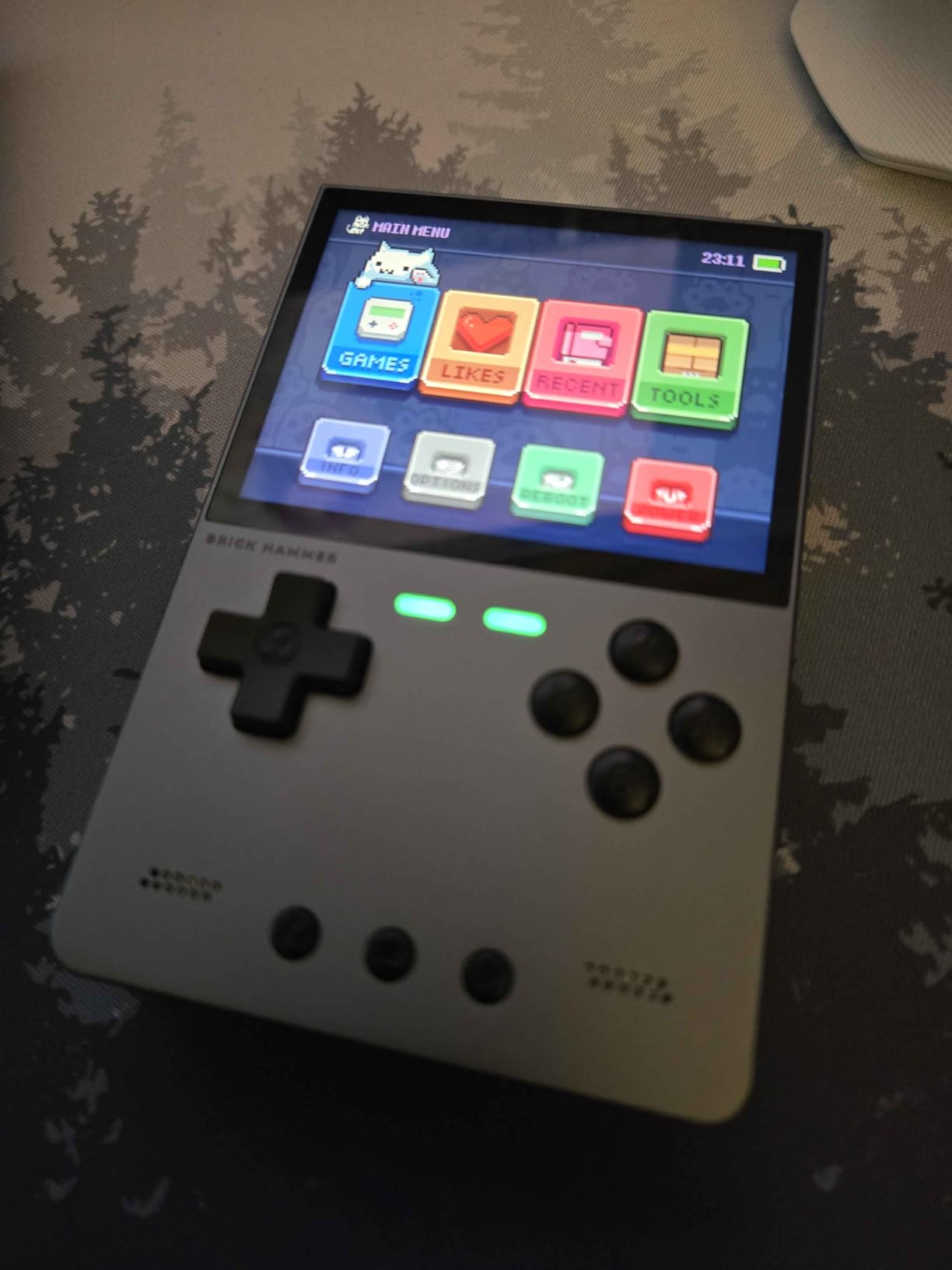 Trimui Brick Hammer Handheld Game Console with 3.2 inch IPS Screen and 3000mAh Battery, Retro Video Games Console with Pre-Installed 64GB TF Card and WiFi Function (Space Gray) customer photo 1