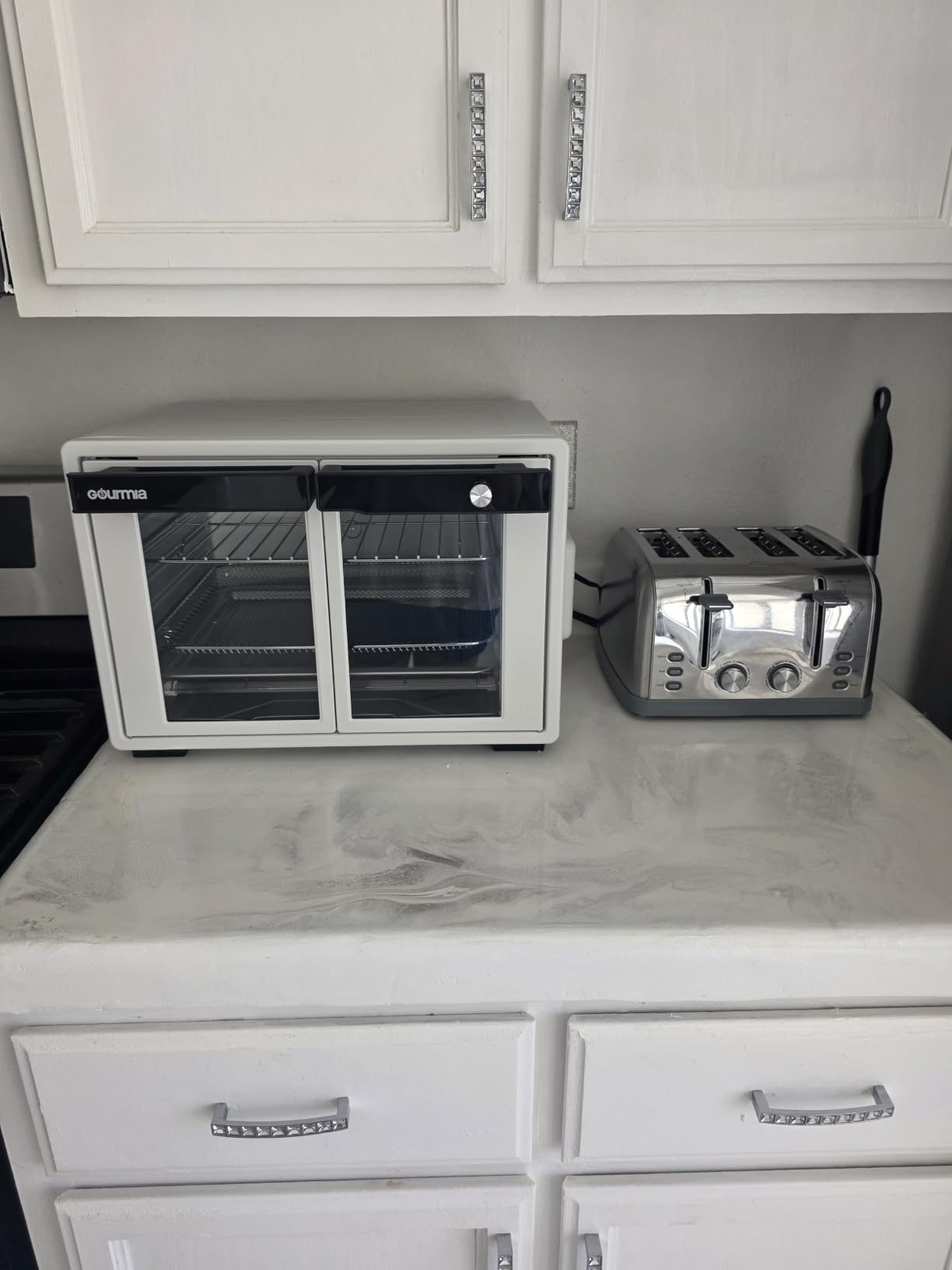 Gourmia French Door Air Fryer Oven - 37 Qt Large Capacity Convection Toaster Oven, FryForce 360°, Digital Display customer photo 1