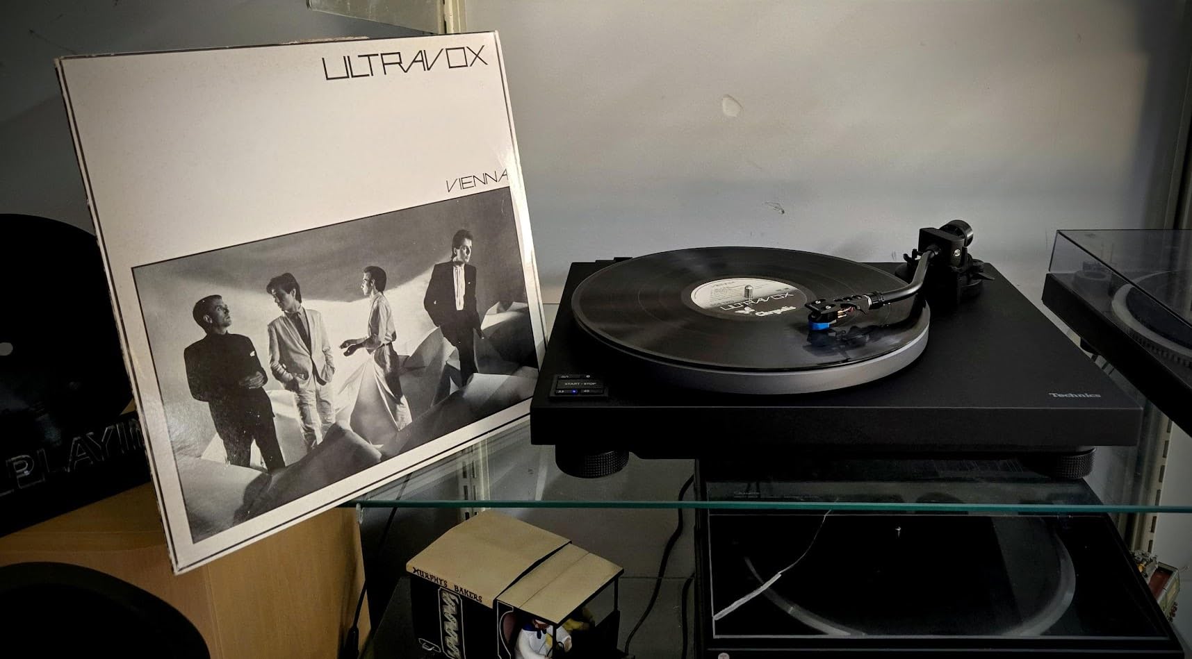 Technics Turntable, Premium Class HiFi Record Player with Coreless Direct Drive Motor and Bluetooth, Stable Playback, Audiophile-Grade Cartridge and Precision Tonearm, SL-40CBT-K, Aluminum customer photo 1