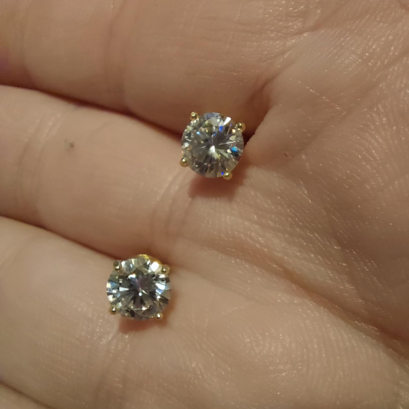 Moissanite Earrings Studs Solid 925 Sterling Silver Hypoallergenic customer photo 1