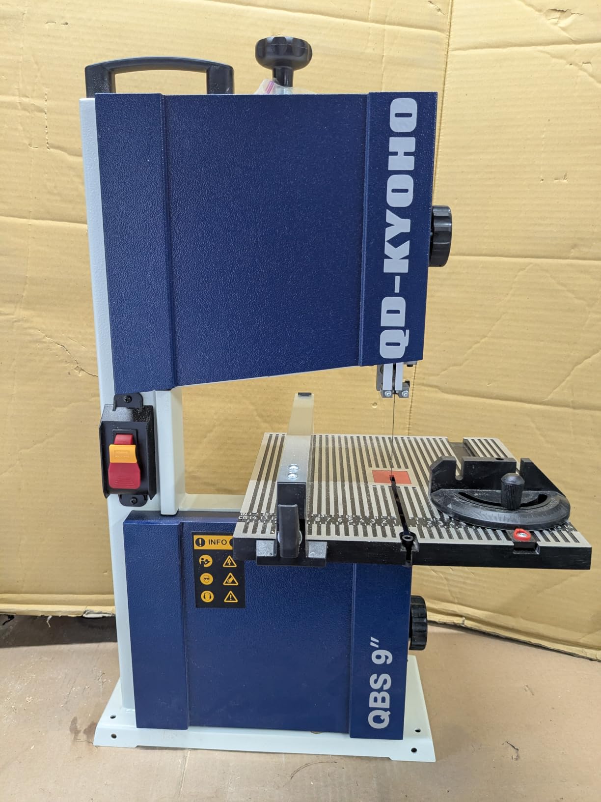 Band Saw, Portable 9-Inch Bandsaw for Woodworking, 2526 FPM Benchtop, 1/3 HP(output), 120 V 2.5-Amp Motor, Band Saws with Cast-Aluminum Worktable with Scale, Steel Bandsaws with Miter Gauge customer photo 1