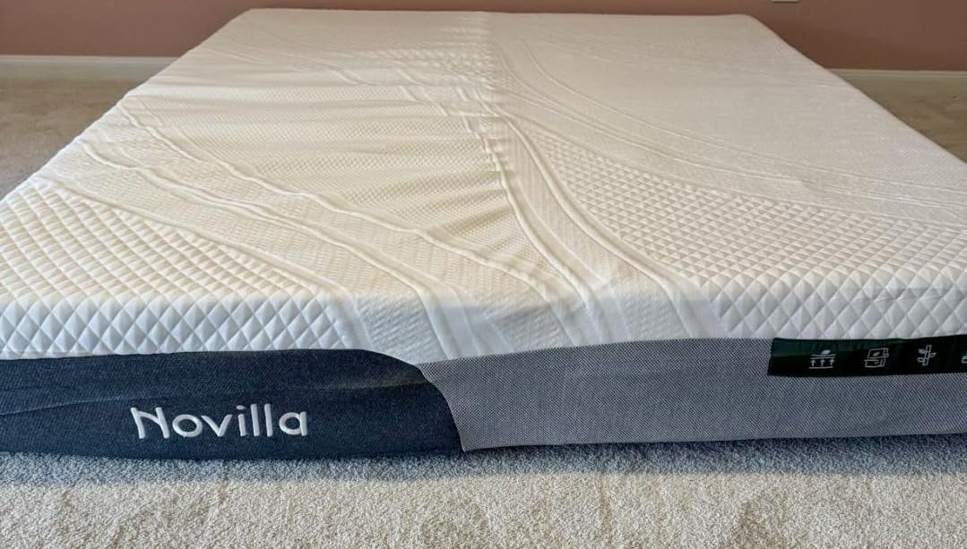 Novilla 14 Inch King Size Mattress, Gel-Infused Bliss Cooling King Memory Foam Mattress in a Box with Cool-Touch Nylon Cover, Pain Relief & Spinal Support with CertiPUR-US Certified Foam customer photo 2