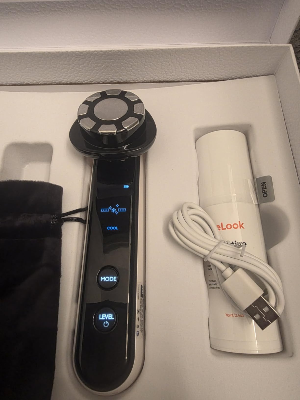 Microcurrent Facial Device with Red Light Therapy, Cooling Skin Tightening Device for Lifting & Firming, 4 Modes & 9 Levels Puffiness Skincare Tool customer photo 2