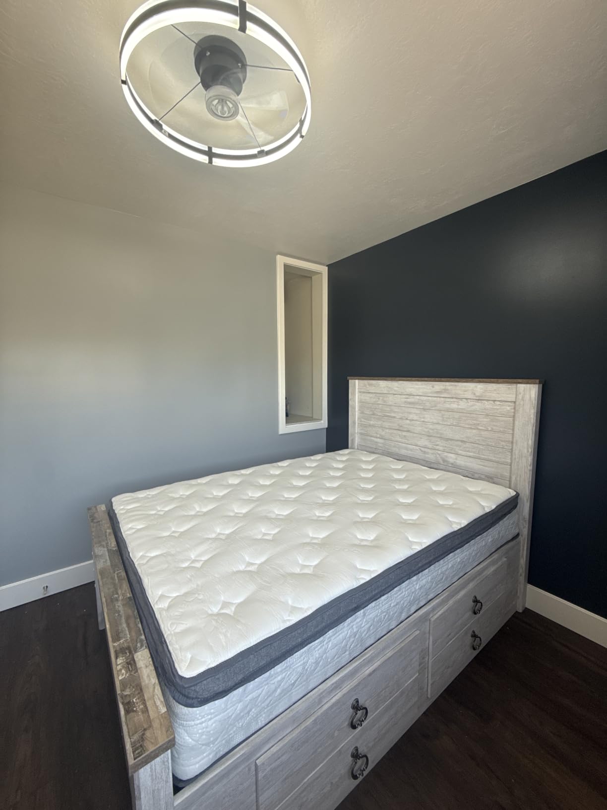 King Size Mattress, 14 Inch Cooling Hybrid King Mattress in a Box, Medium Firm with Gel Memory Foam & Pocket Coils, Motion Isolation, Pressure Relief, CertiPUR-US customer photo 2