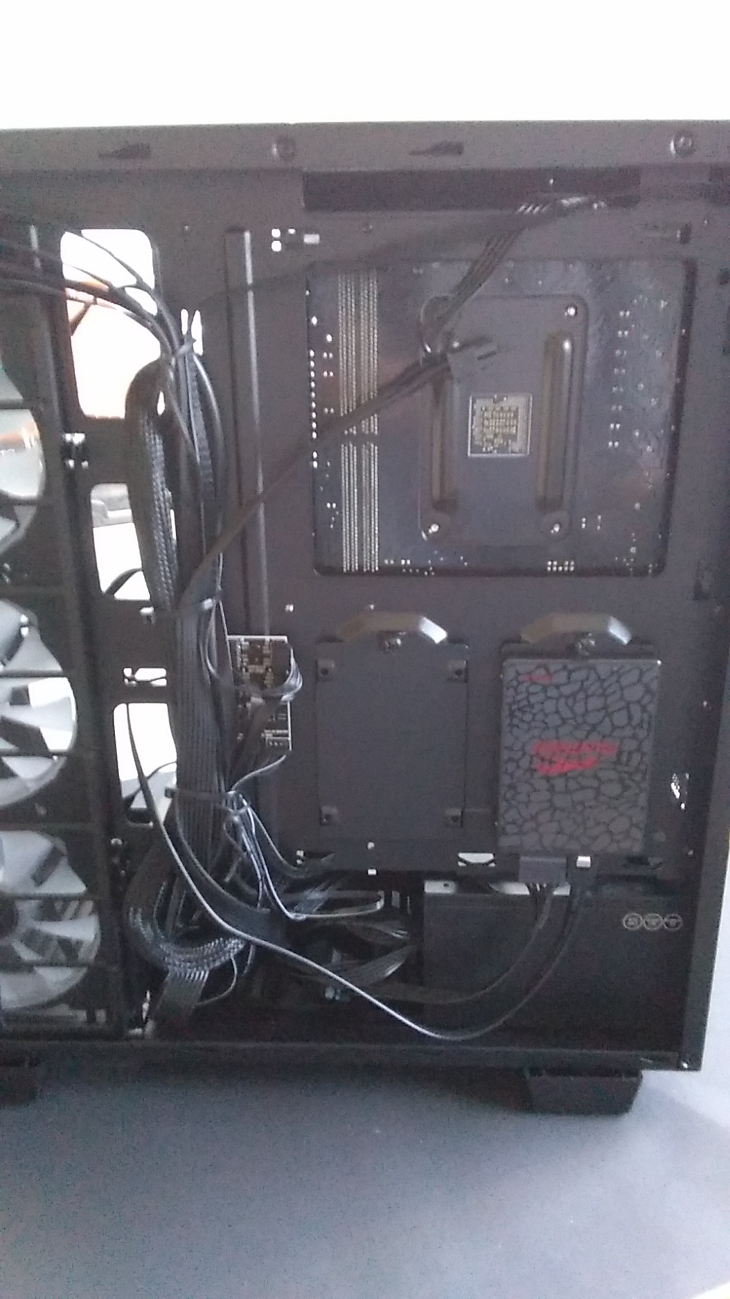 Element Gaming PC Desktop Computer Intel Core i7 14700F CPU, NVIDIA GeForce RTX 5070 12GB GPU, 32GB DDR5 RAM, 1TB NVMe SSD, Windows 11 Home, Gamer Keyboard and Mouse customer photo 1