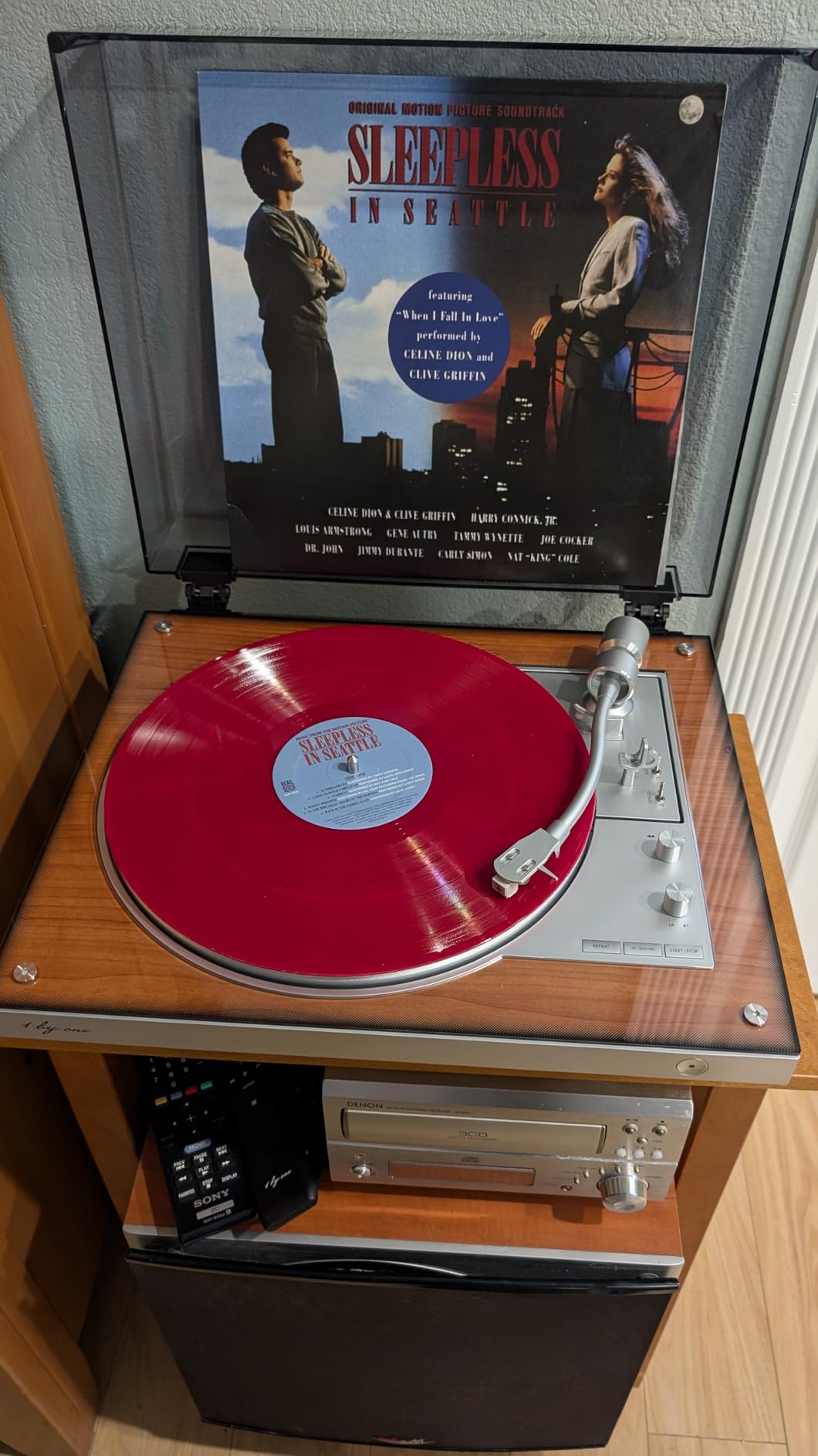 1 BY ONE Fully Automatic Belt-Drive Turntable, Wireless Vinyl Record Player customer photo 1