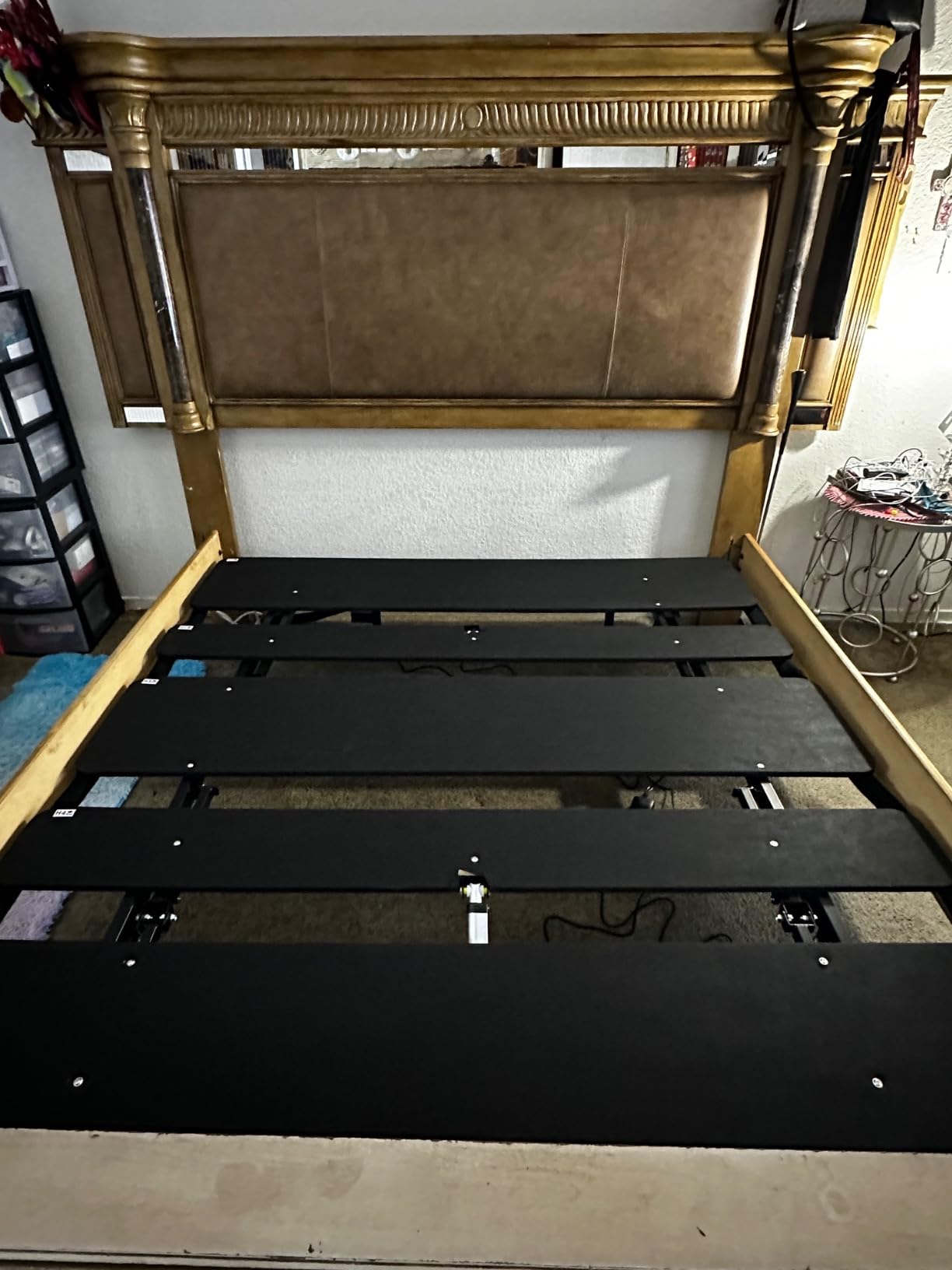 Mixcous King Adjustable Bed Frame Heavy Duty 750 lbs customer photo 2