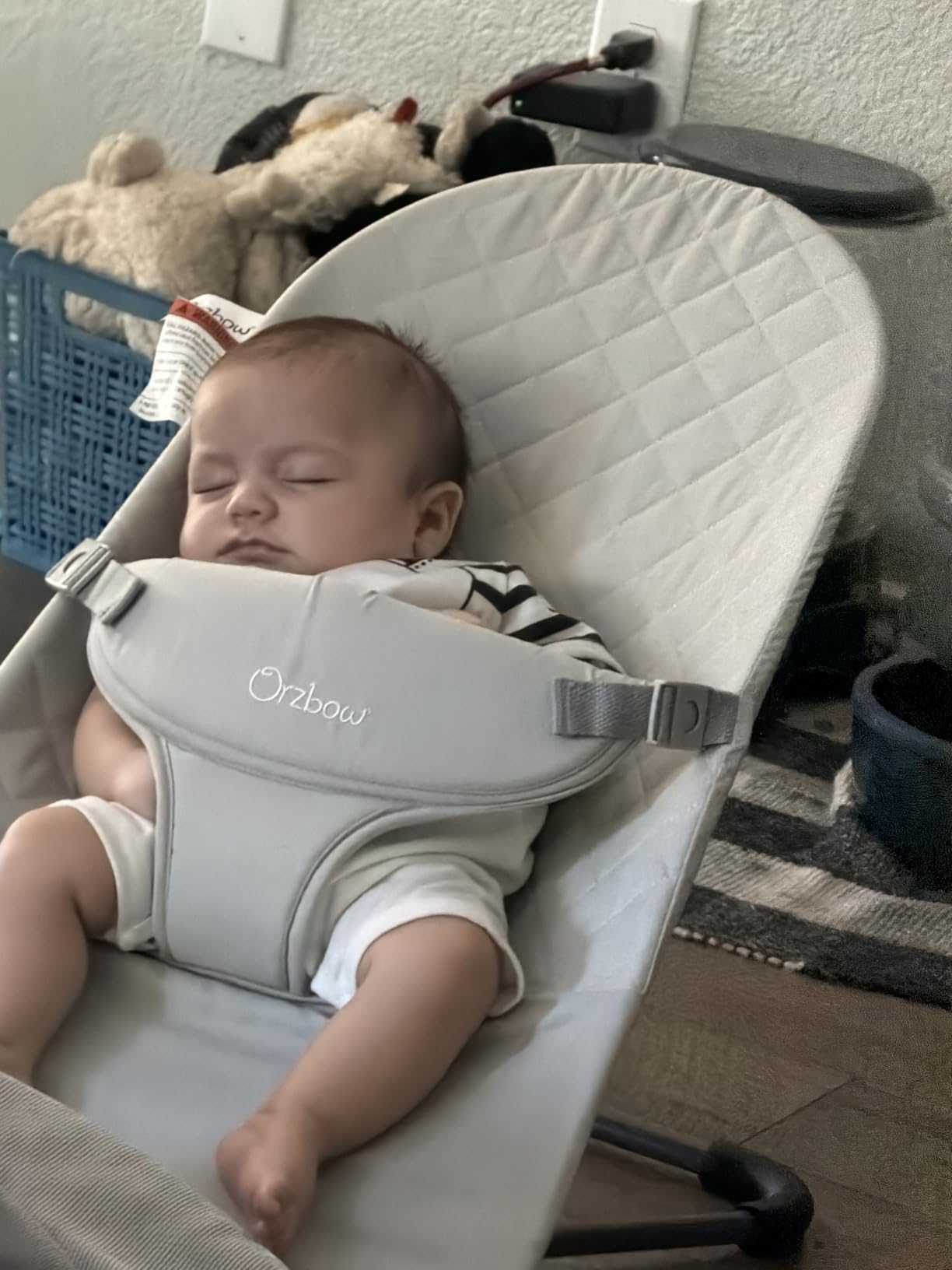 Orzbow Baby Bouncer Seat, Portable Infant Chair, 0-18 Months, Up to 20 lbs | Foldable & Lightweight, Ergonomic 3-Positions Recline for Baby's Comfort, Removable Play Bar, Washable Cover, ASTM Certified customer photo 1