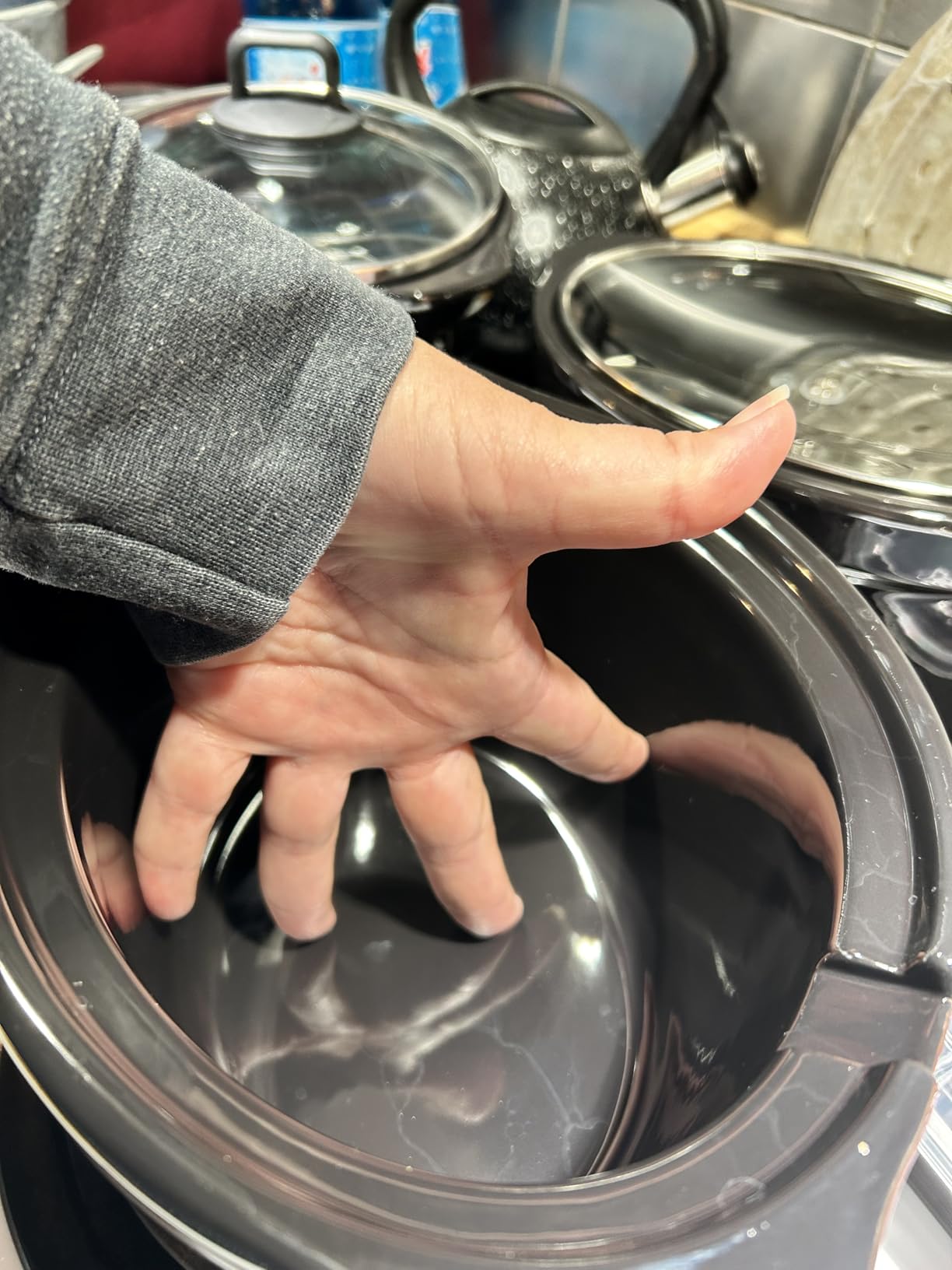Chefman Slow Cooker 7 Quart, Large Family Size Slow Cooker with Low, High & Warm Settings, Removable Ceramic Crock, Tempered Glass Lid, Dishwasher-Safe for Easy Cleanup, Stainless Steel customer photo 2