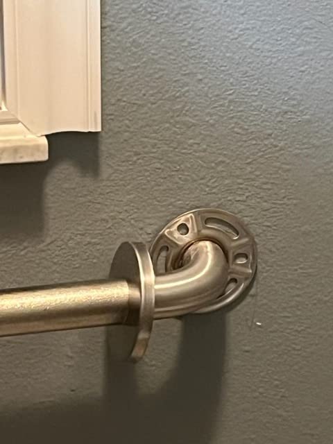 Moen Home Care Bathroom Safety 24 Inch Stainless Steel Handicap Grab Bar for Bathtub and Shower, Heavy Duty Handle, Elderly Assistance Product with Concealed Screws, 8724 customer photo 2