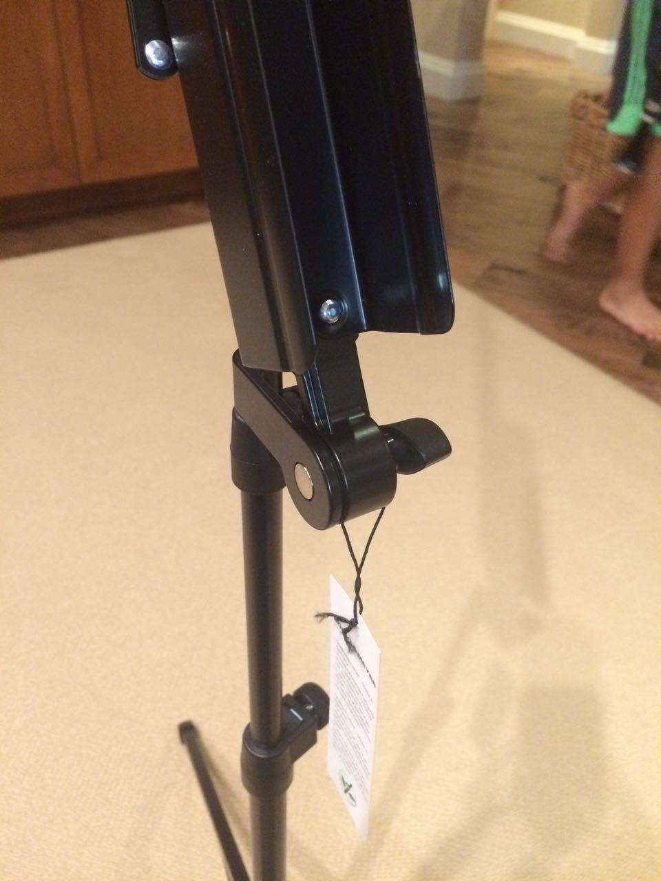 K&M - Konig & Meyer 10065 Heavy Duty Music Stand - Large Deep Desk customer photo 2