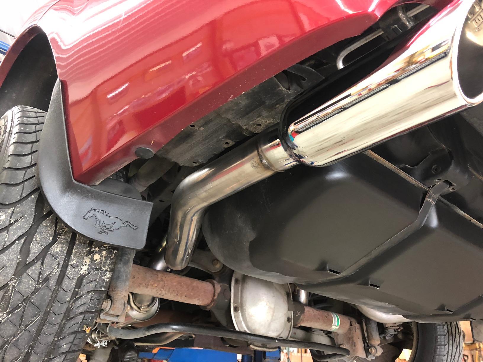 BORLA 140067 Cat-Back Performance Exhaust System for 1999-2004 Ford Mustang GT 4.6L V8 & 2003-2004 Mach 1 4.6L V8 T-304 Stainless Steel S-Type Dual Split Rear Single 4