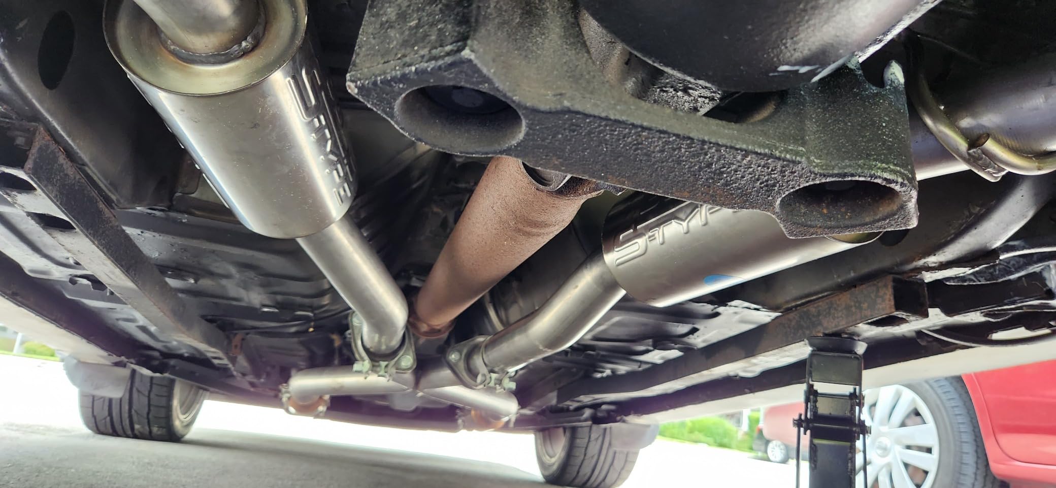 BORLA 140067 Cat-Back Performance Exhaust System for 1999-2004 Ford Mustang GT 4.6L V8 & 2003-2004 Mach 1 4.6L V8 T-304 Stainless Steel S-Type Dual Split Rear Single 4
