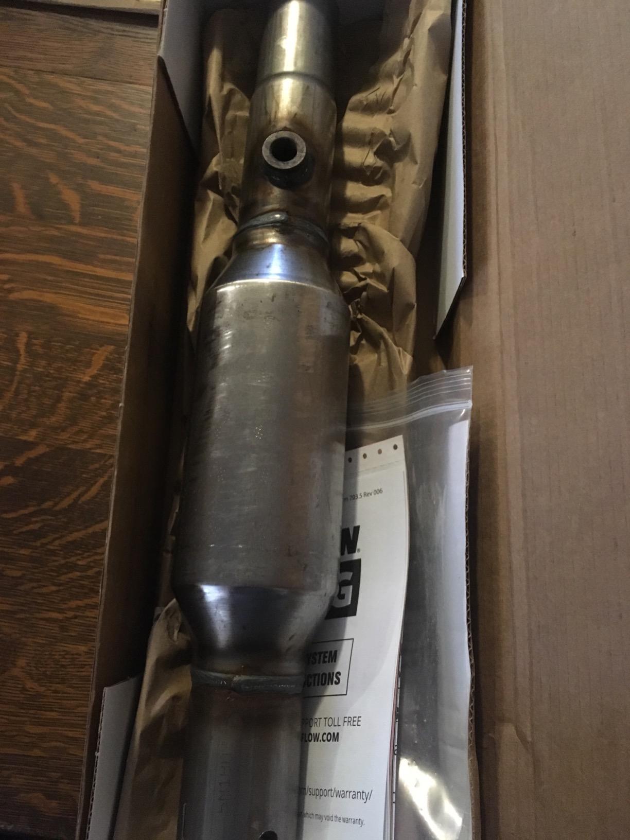 MagnaFlow Direct-Fit Catalytic Converter 23226 (Federal/EPA Compliant) | OE Replacement, Fits Select Jeep Cherokee, Jeep Grand Cherokee customer photo 2