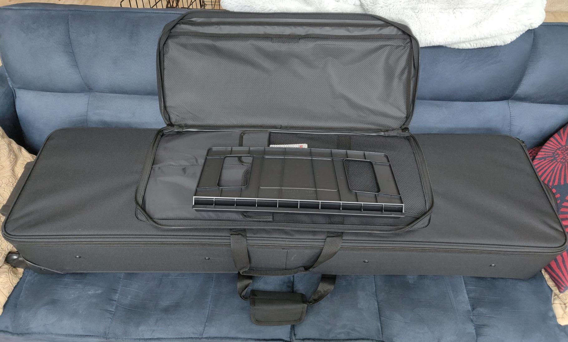 Gator Cases Premium Hybrid 88-Note Keyboard Case with Wheels (GK-88), Reinforced Frame & Padded Interior customer photo 1