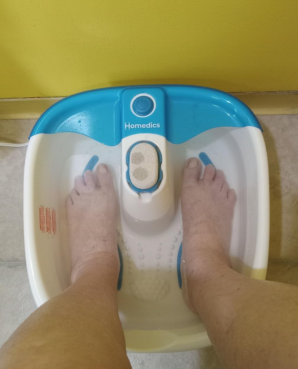 Homedics Bubble Mate Foot Spa, Toe Touch Controlled Foot Bath with Invigorating Bubbles and Splash Proof, Raised Massage Nodes and Removable Pumice Stone customer photo 1