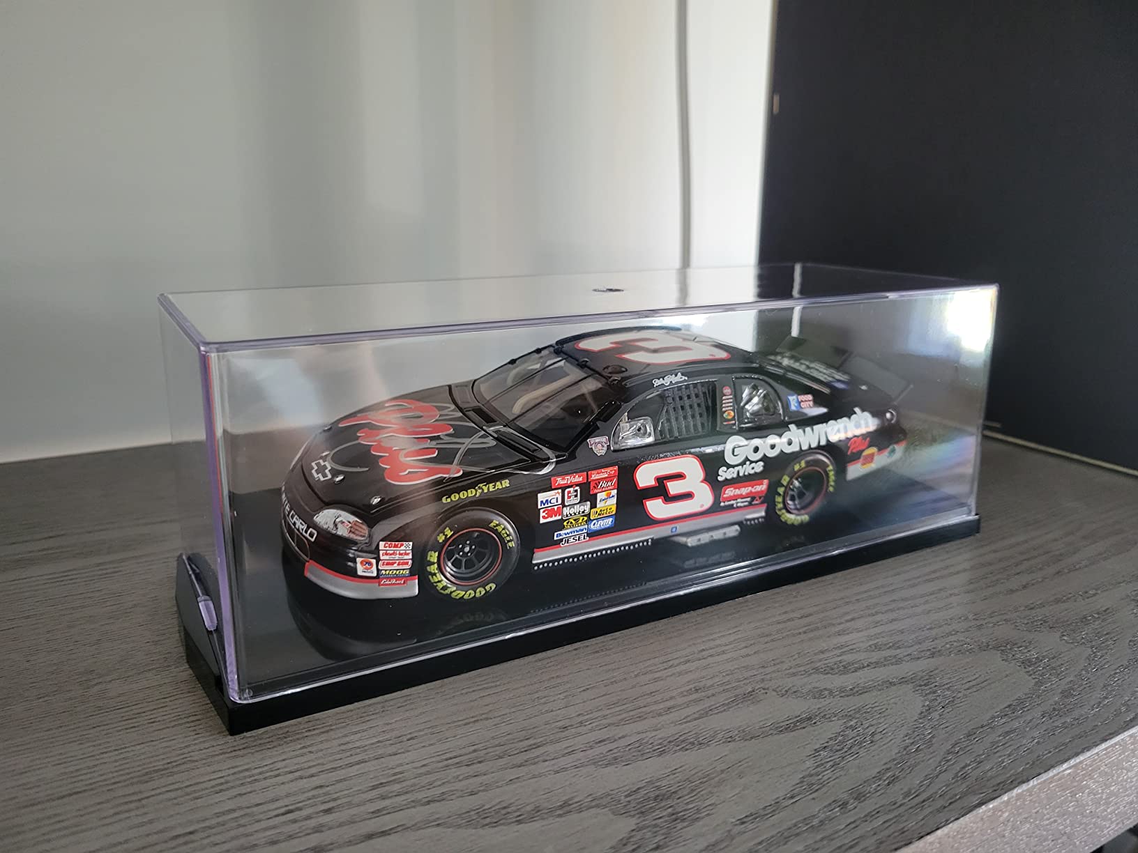 BCW Model Car Display Case | 1:24 Scale Diecast Car Display Case | Clear Acrylic Cover on Black Base customer photo 1