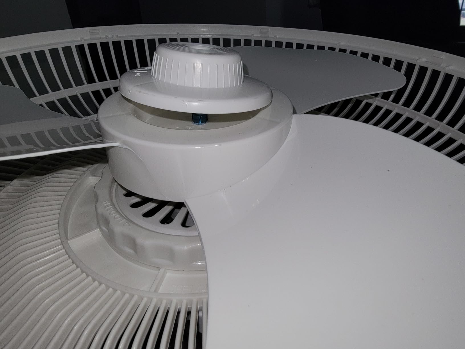 Lasko Oscillating Adjustable Pedestal Stand Fan with Timer and Remote for Indoor, Bedroom, Living Room, Home Office & College Dorm Use, 16 Inch, White, 1646 customer photo 1