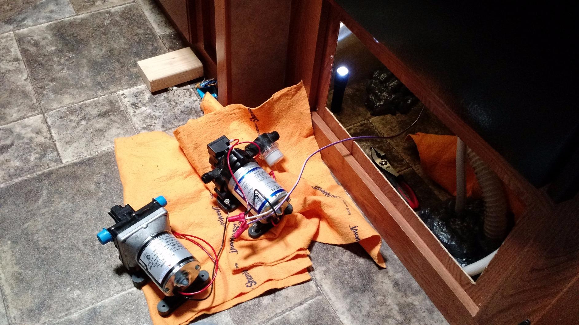 PENTAIR SHURFLO Revolution 4008-101-E65 RV Fresh Water Pump 12V 3.0 GPM 55 PSI Quiet Automatic Demand Diaphragm By-Pass Pump customer photo 1