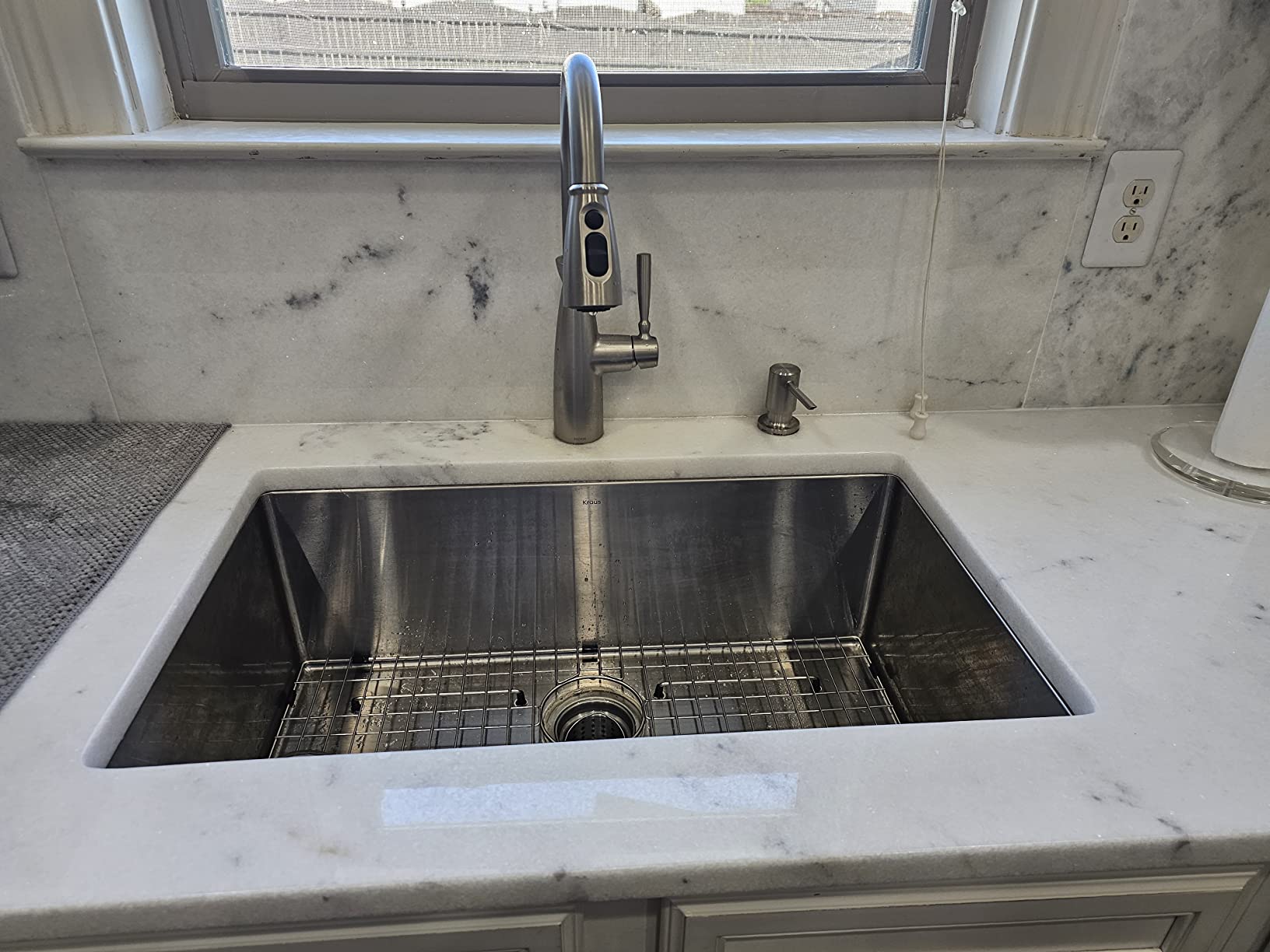 KRAUS Stainless Steel 32 in 16 Gauge Undermount Sink KHU100-32 | 16-gauge TRU16 steel construction, rounded corners for easy cleaning, channel grooves for draining, NoiseDefend pads customer photo 1