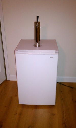 Kegco BF STCK-5T Standard Tower Kegerator Conversion Kit with 5 lb Co2 Tank customer photo 1