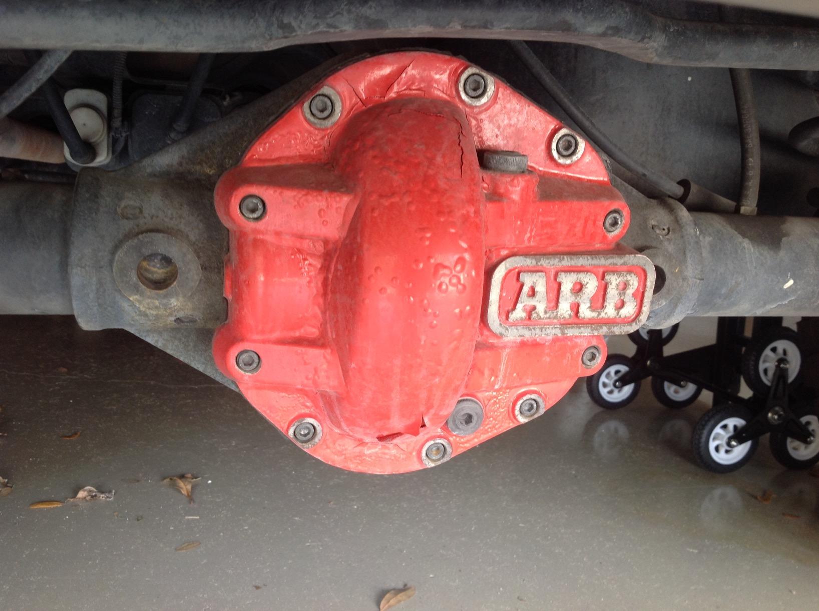 ARB Products 0750003 Competition Differential Cover for Dana 44 customer photo 2