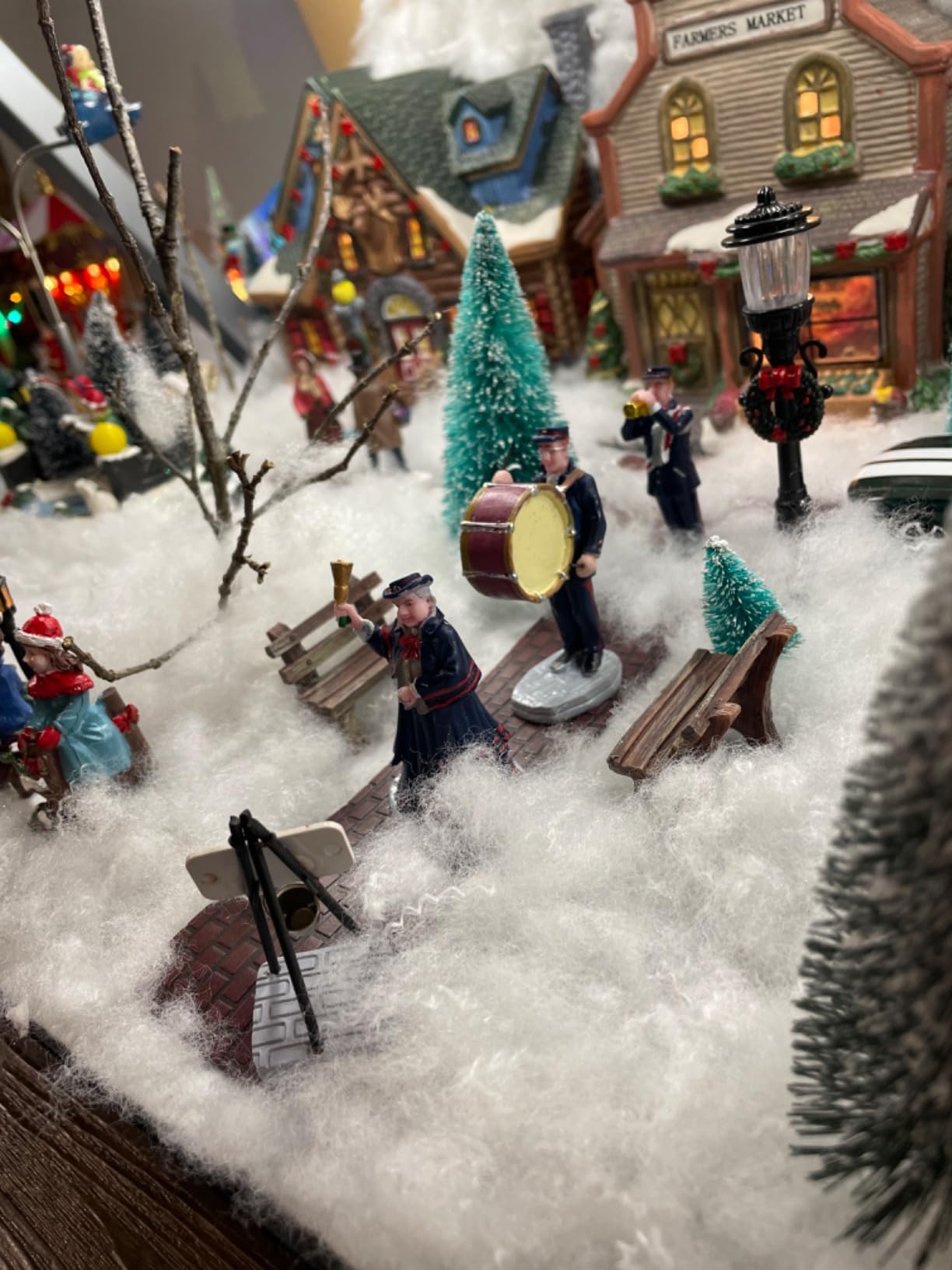 Lemax Christmas Village Christmas Band Set of 5-62323 customer photo 2
