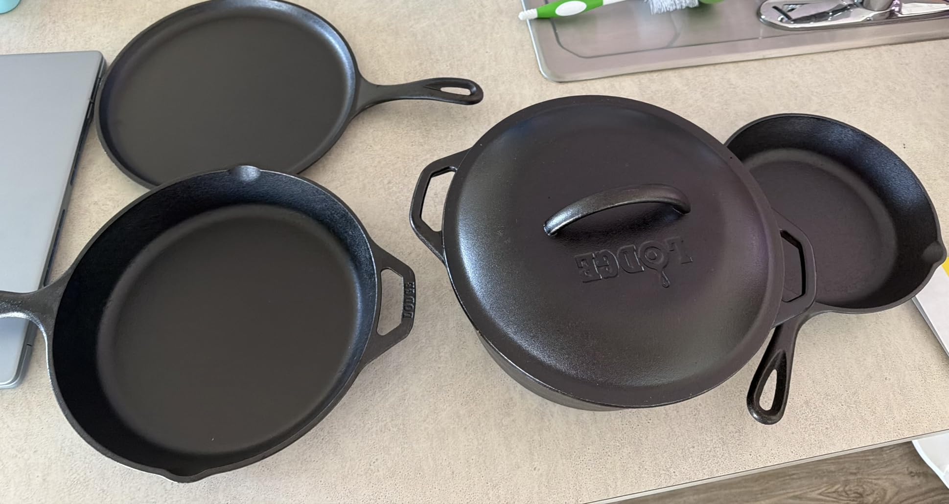 Lodge Cast Iron 5-Piece Set, PFAS-Free Pre-Seasoned Kitchen Set | Includes Skillets, Griddle & Dutch Oven for Non-Toxic Everyday Cooking, Made in USA customer photo 2