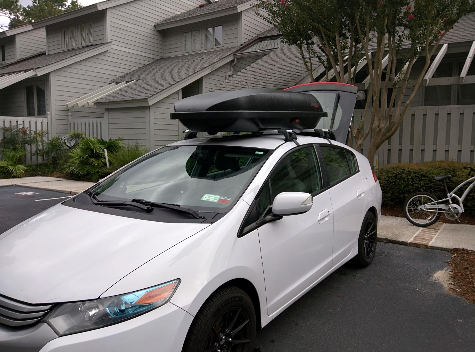 Yakima RocketBox Pro 14, Multi-Sport Rooftop Cargo Box for Cars, Wagons and SUVs (adds 14 Cubic ft. of Storage) | Hard Shell Storage with Dual Sided Opening, SKS Locks and Universal Mounting customer photo 1