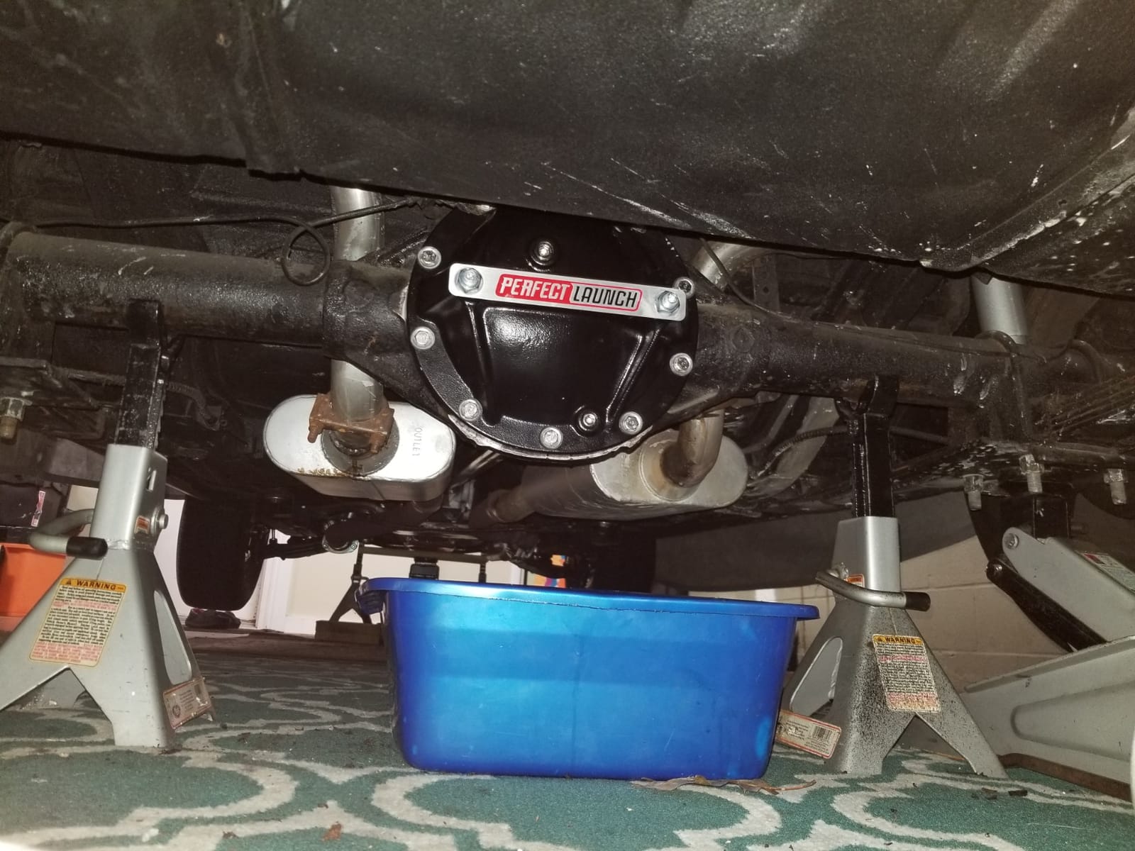 Proform 66668 Black Aluminum Differential Cover with Perfect Launch Logo and Bearing Cap Stabilizer Bolts for GM customer photo 1
