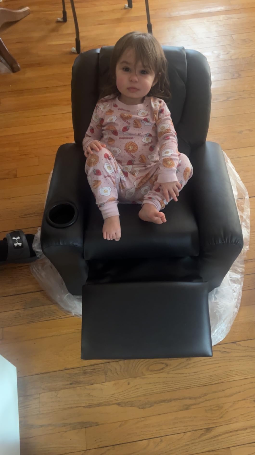 Flash Furniture Vana LeatherSoft Kids Recliner with Cup Holder, Headrest, and Safety Recline, Supports up to 90 lbs, Brown customer photo 2