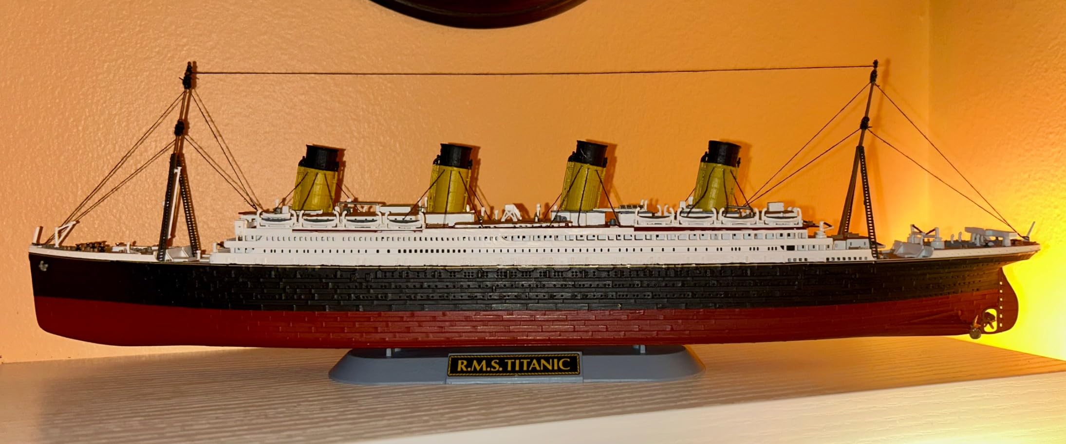 Revell of Germany RMS Titanic Plastic Model Kit customer photo 2