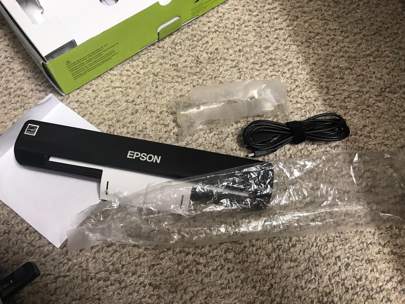 Epson Workforce DS-30 Portable Document Scanner for PC and Mac, Sheet-fed, Mobile/Portable customer photo 2