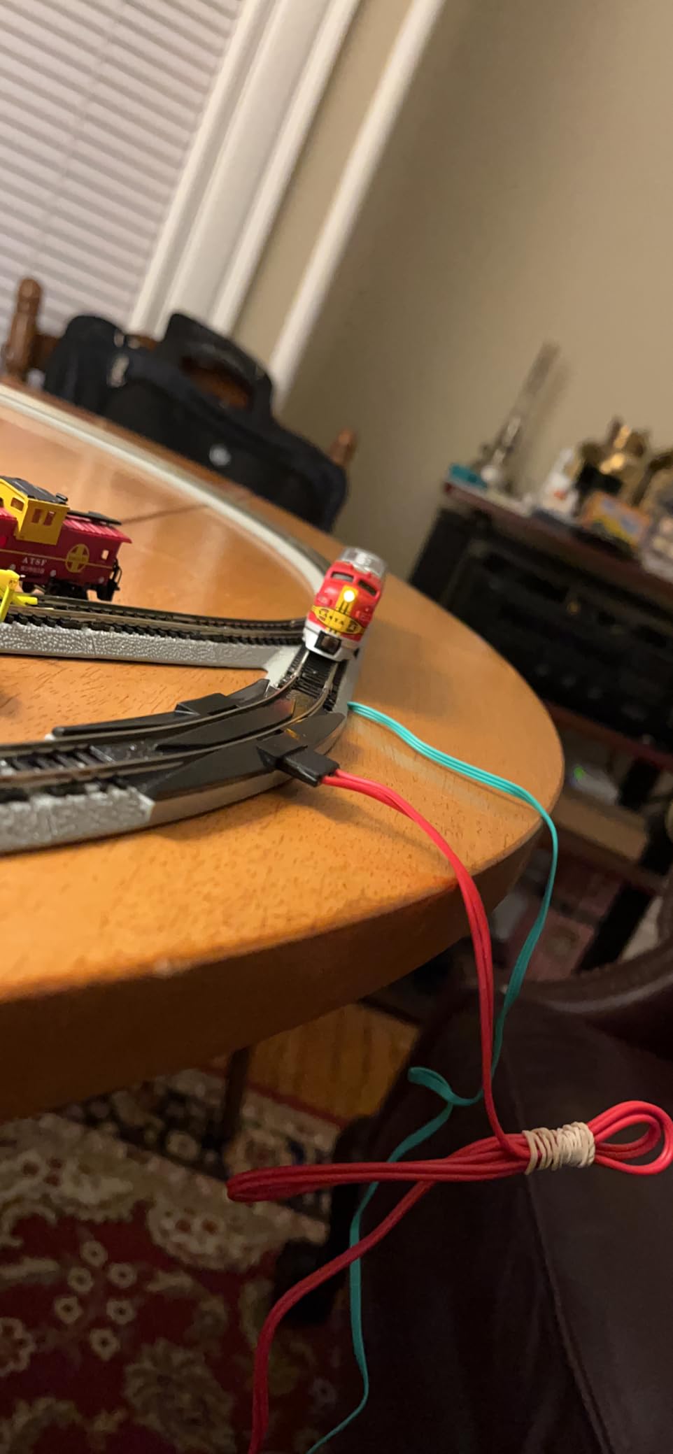 Bachmann Trains Super Chief Ready To Run Electric Train Set - N Scale customer photo 2