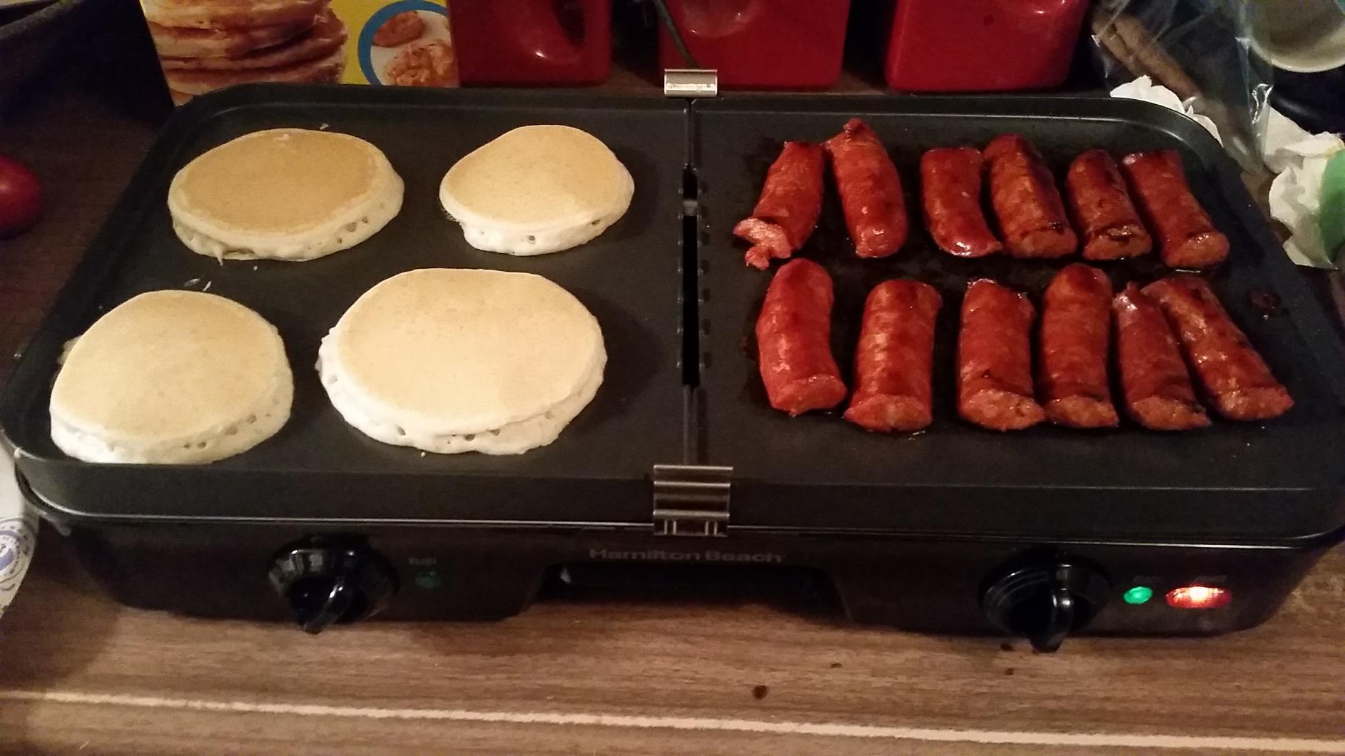 Hamilton Beach 3-in-1 Electric Indoor Grill + Electric Griddle | 180 sq. in. Reversible PFAS-Free Non-Stick Plates | 2 Individual Cooking Zones With Adjustable 425F Temp Control customer photo 1
