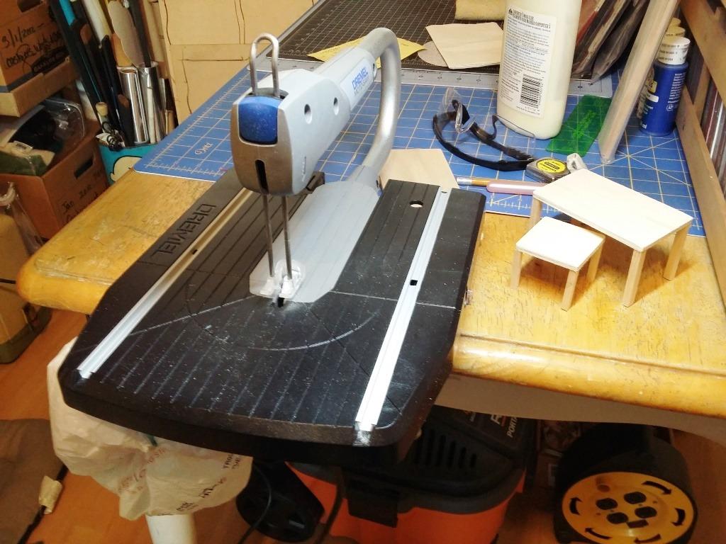 Dremel MS20-01 Moto-Saw Variable Speed Compact Scroll Saw Kit | Cuts various materials such as wood and plastics, Variable Speed, Functions as stationary scroll saw, 4 cutting blades customer photo 2
