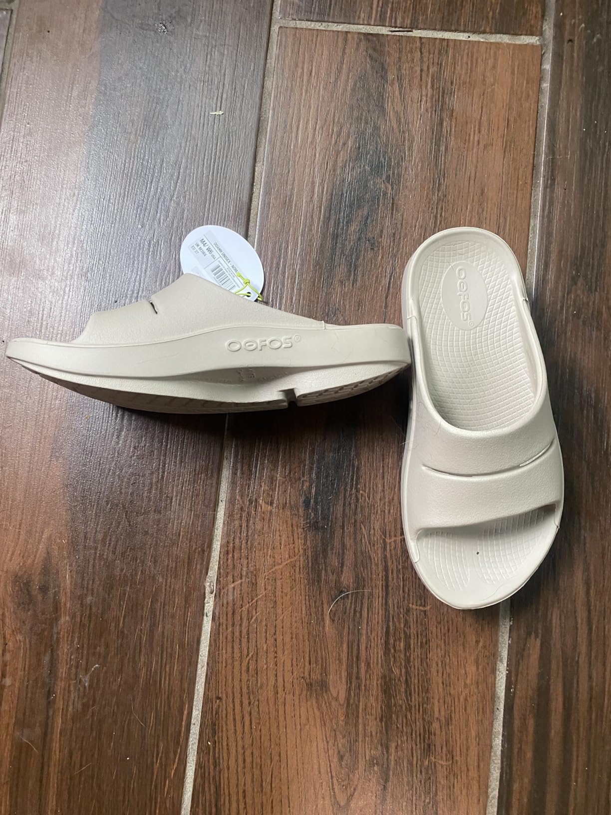 OOFOS OOahh Recovery Slide - Women's and Men's customer photo 2