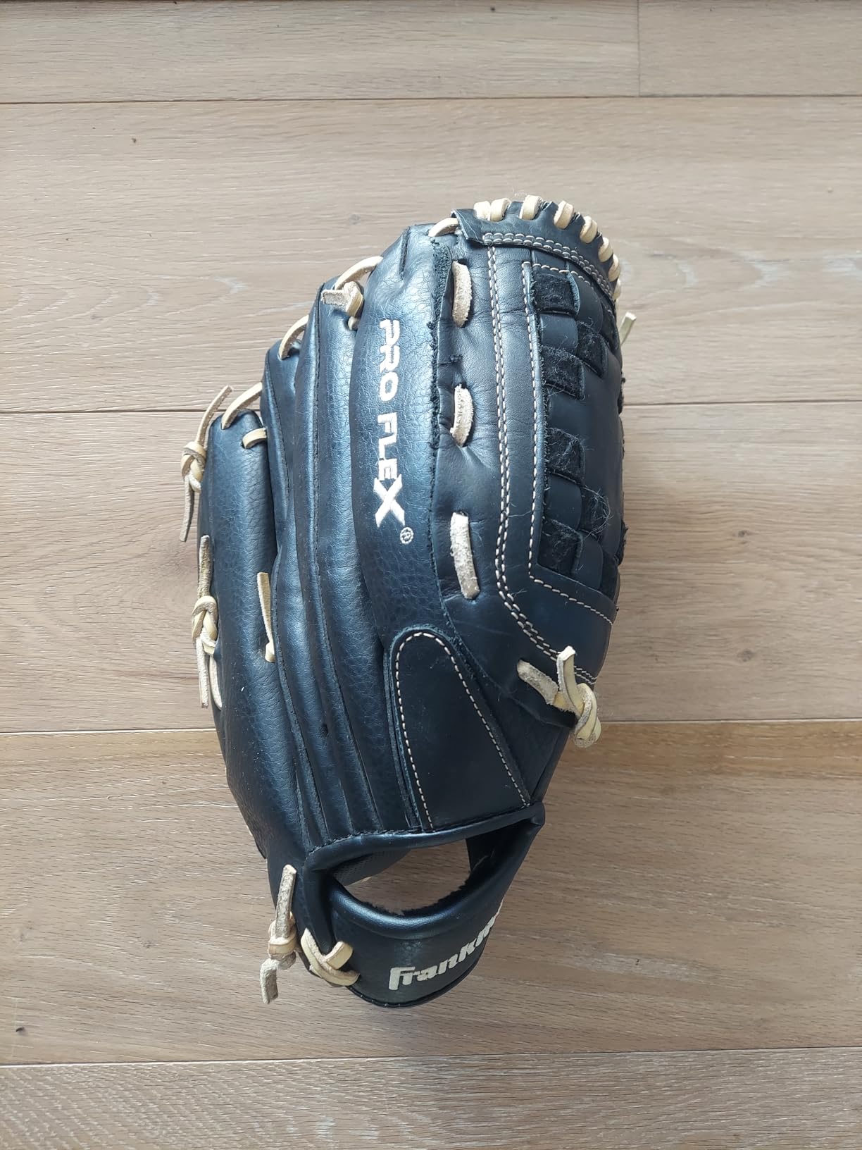 Franklin Sports Proflex Baseball + Softball Glove customer photo 1