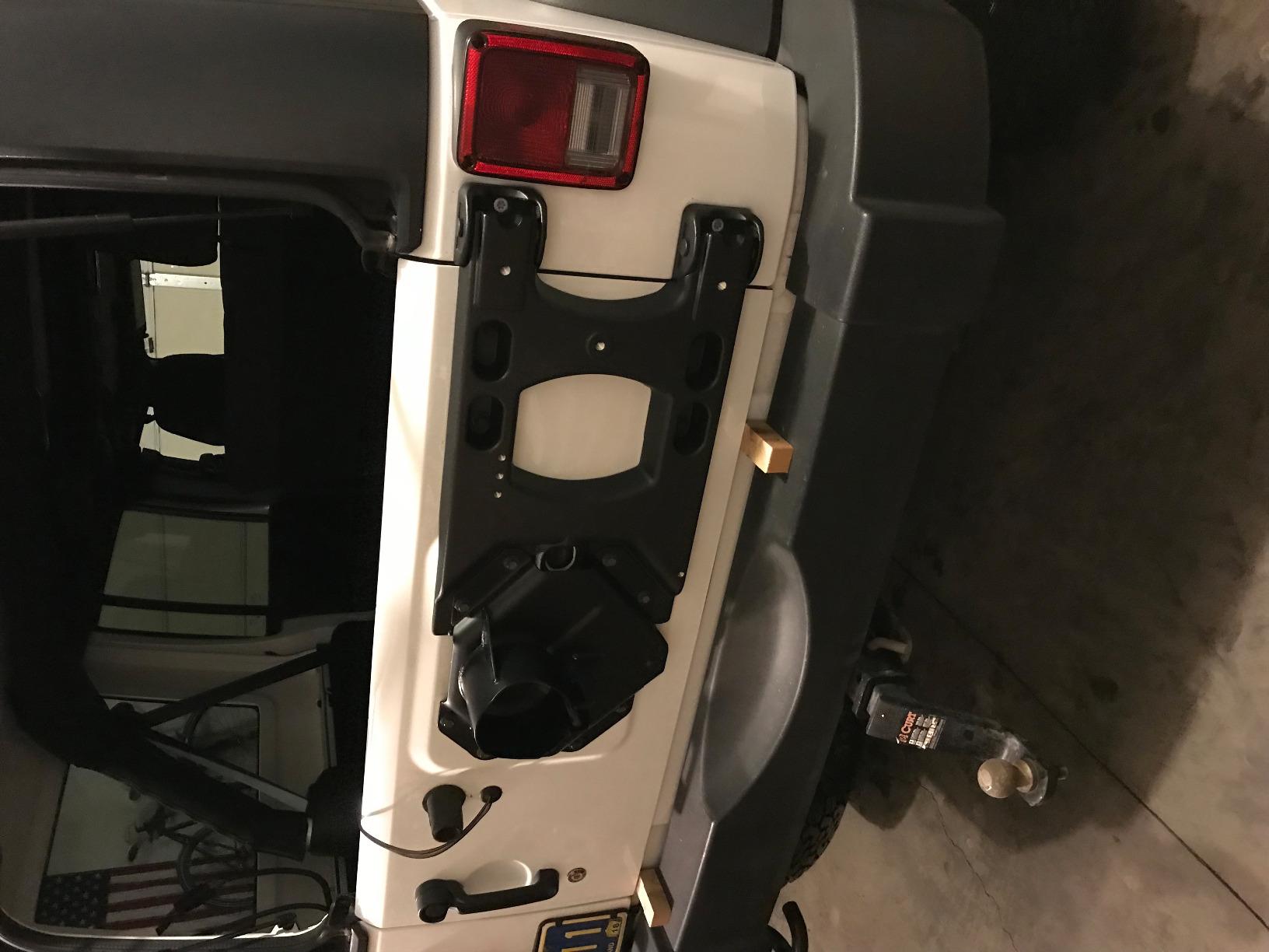 TeraFlex 4838150 JK/JKU Alpha Hinged Carrier & Alpha HD Adjustable Spare Tire Mounting Kit-Complete, black customer photo 2