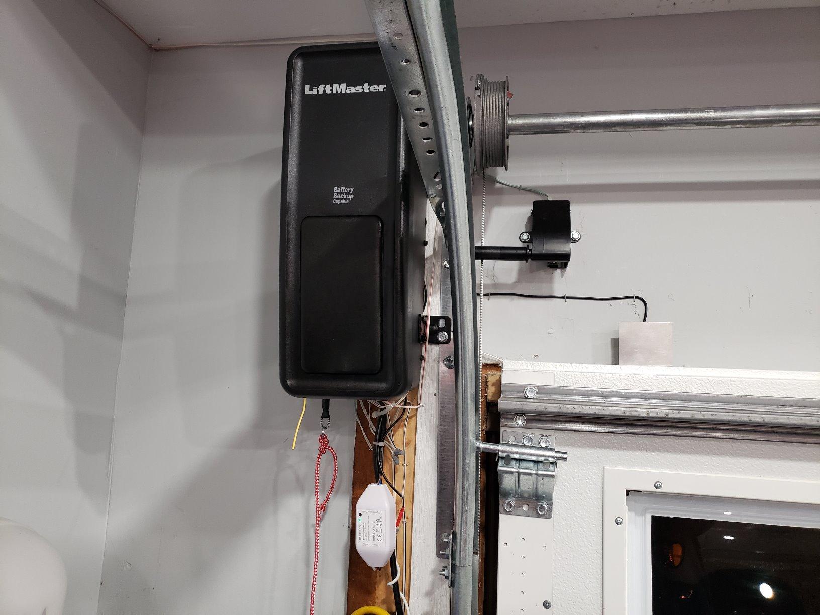 LiftMaster 8500 Wall Mount Garage Door Opener Package - Jackshaft Operator customer photo 1